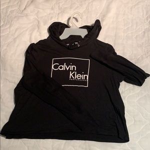 Hooded Long sleeve T-shirt